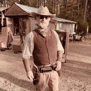 Meet your Posher, James